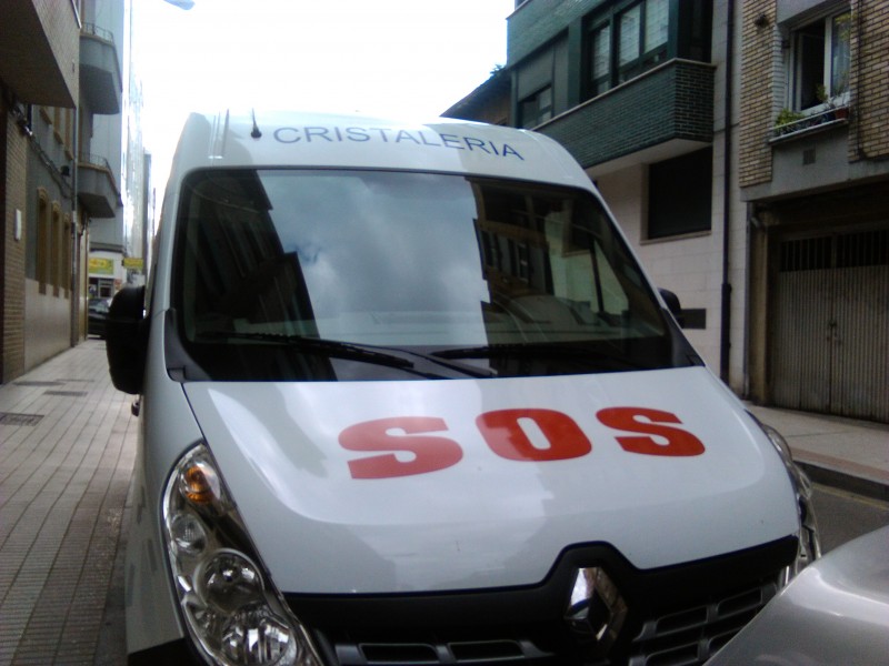 https://mail.gijonglobal.es/storage/CRISTALERIA    SOSl